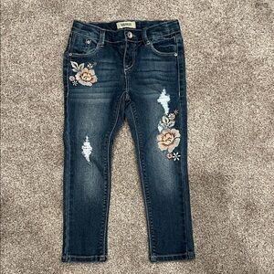 Toddler 5T Girls Floral Embroidered Jeans
